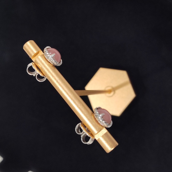 David Yurman Chatelaine Guava Quartz Stud Earrings - Picture 7 of 13